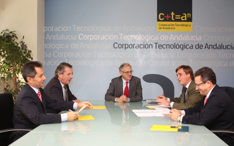 Vodafone, el Ayuntamiento de Sevilla y Sdos desarrollan una plataforma móvil que anticipa y resuelve las necesidades del turista y el ciudadano