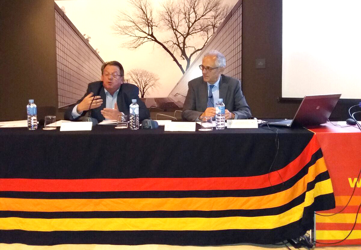 Elías Atienza en el seminario de la mesa de gerentes de la CRUE