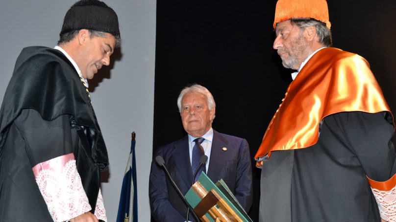 FOTO-1-HONORIS-CAUSA-808x454