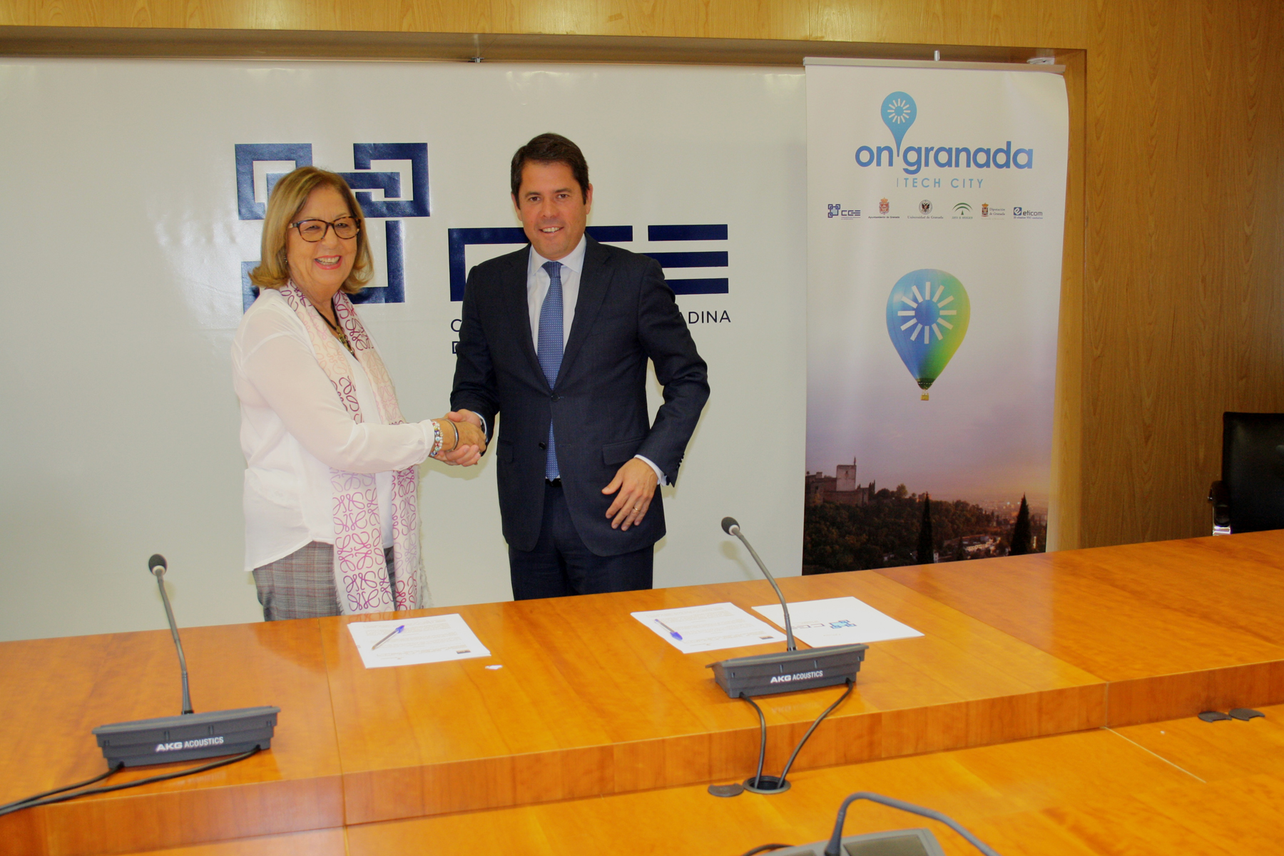 171110_Firma convenio CTA - Ongranada 2